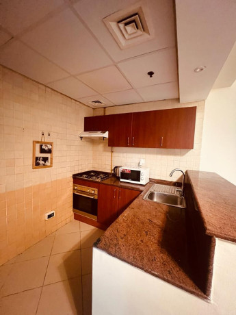 sdam-studiiu-na-dubai-marine-big-4